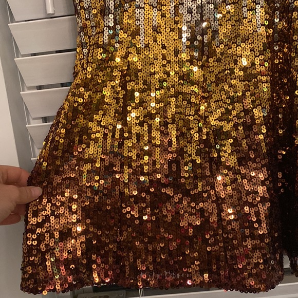 NWT French Connection ombré gold PF estari sequin cut out dress. Size 2. - Picture 11 of 12